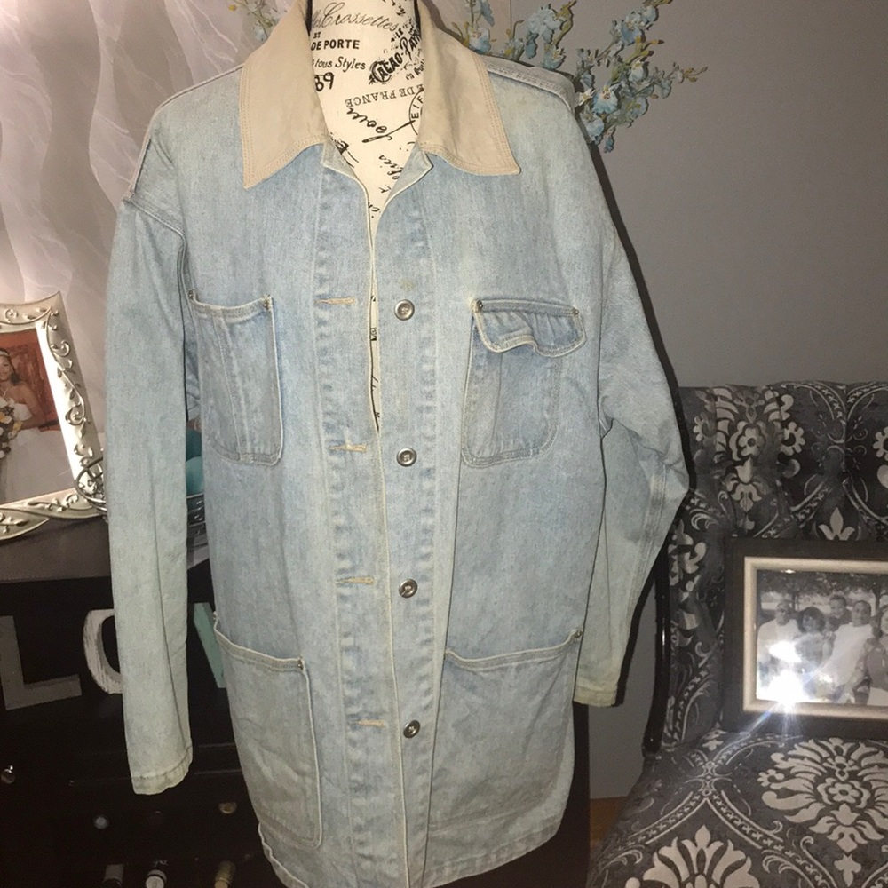 🦋Stone wash Jean jacket🦋
